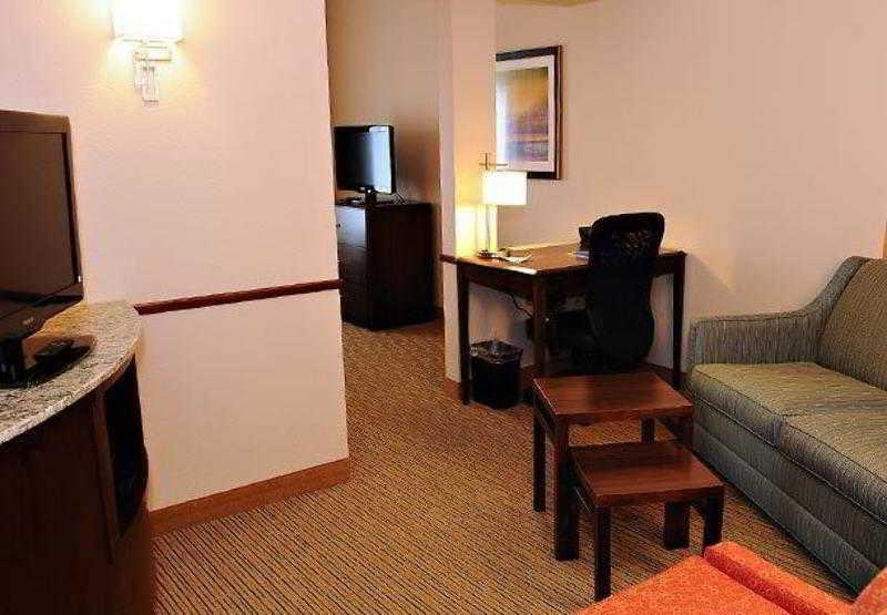 Fairfield Inn & Suites By Marriott Slippery Rock Exteriör bild