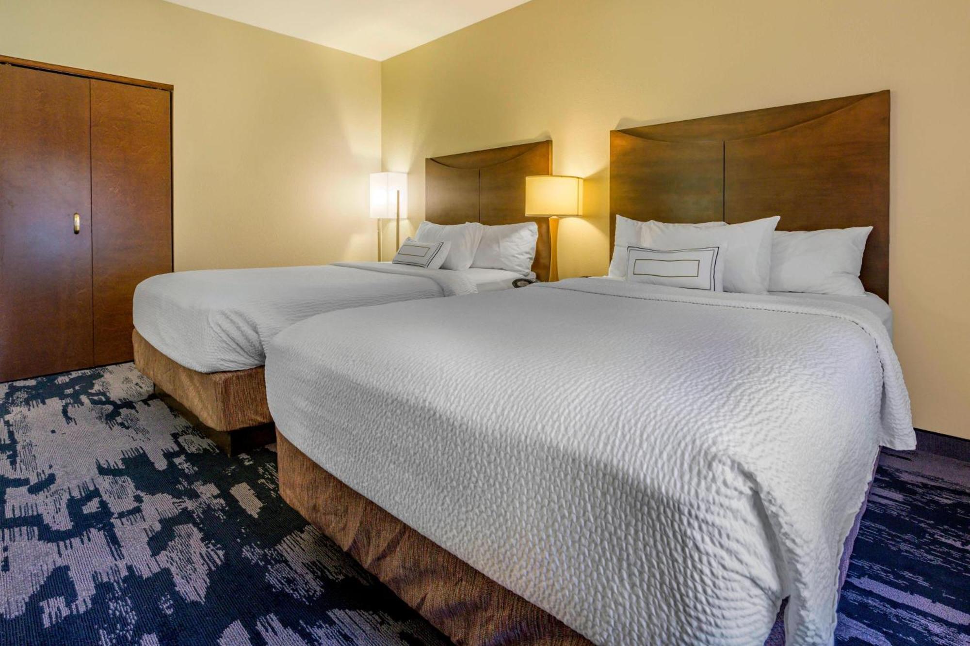Fairfield Inn & Suites By Marriott Slippery Rock Exteriör bild