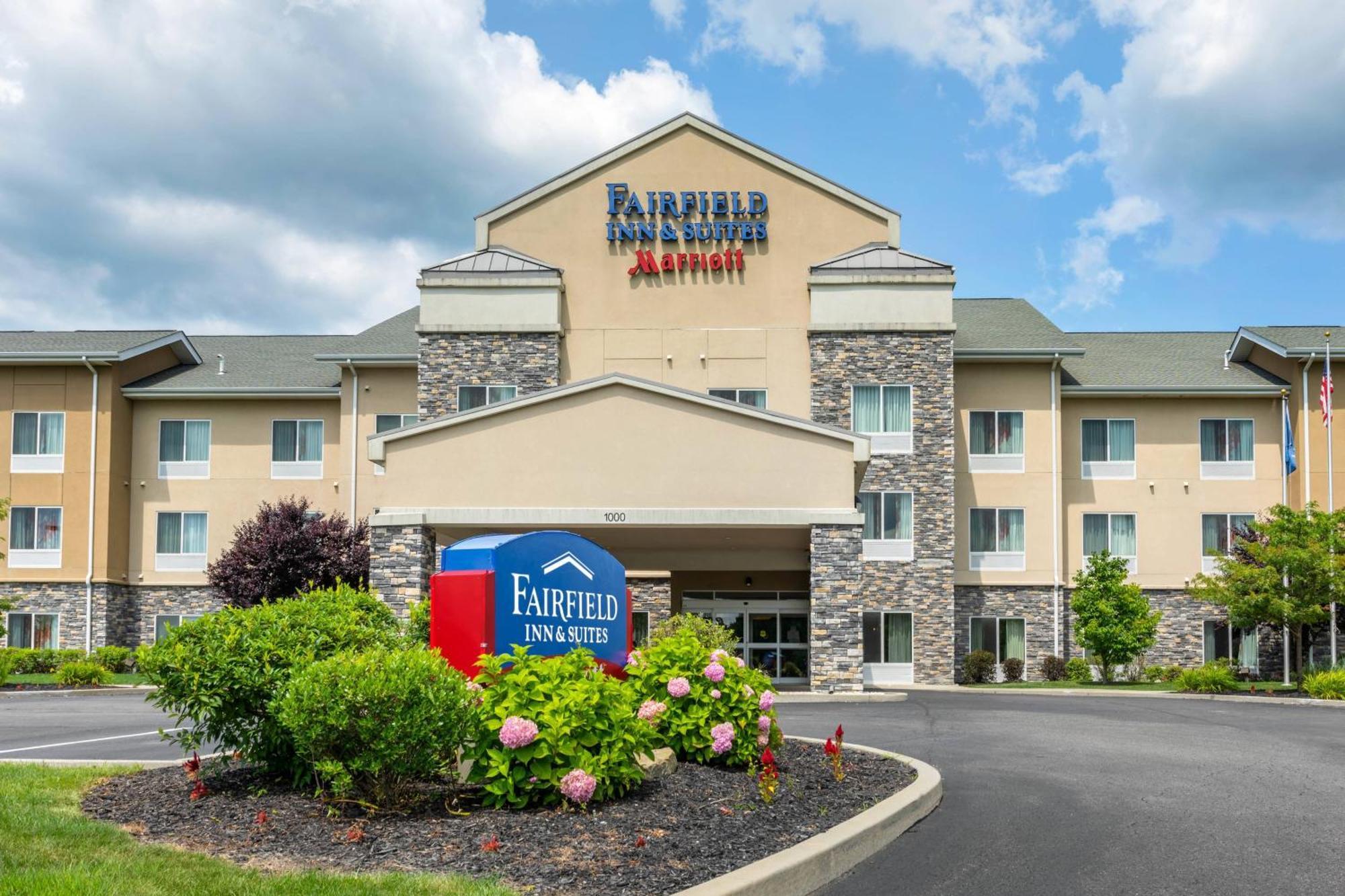 Fairfield Inn & Suites By Marriott Slippery Rock Exteriör bild